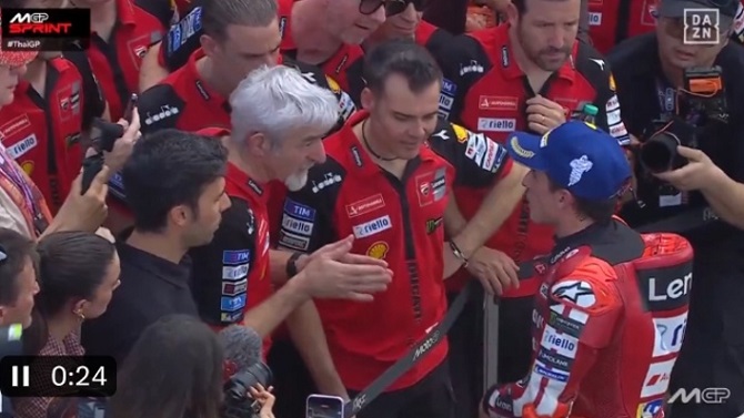 Pedro Acosta lidera los primeros libres, con caída de alta velocidad de Marc Márquez