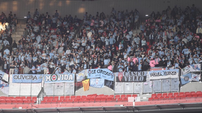La UEFA sanciona al Celta por lanzamiento de objetos y por las bengalas en Lyon