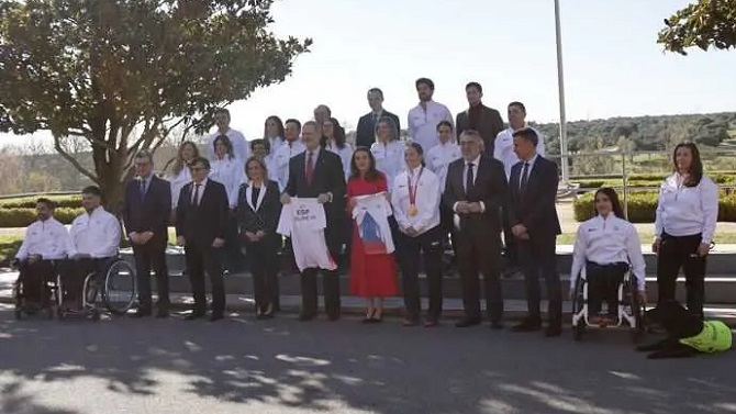 Los Reyes reciben al equipo paralímpico español tras los JJPP de Milan - Cortina