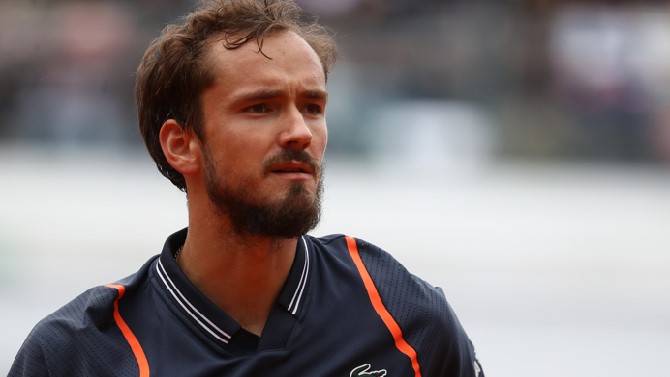 Medvedev, Rublev y otros tenistas, atrapados en Oriente Medio con el espacio aéreo cerrado