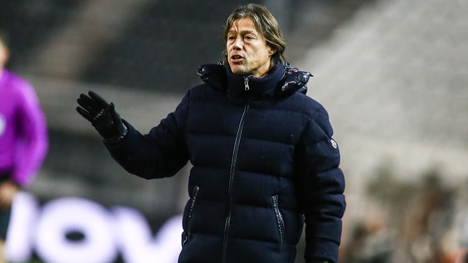Matías Almeyda, destituido como técnico del Sevilla tras dirigir 32 partidos oficiales