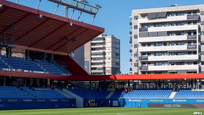 Laporta plantea ampliar en 10.000 espectadores el Johan Cruyff y quiere que Flick complete su nuevo mandato