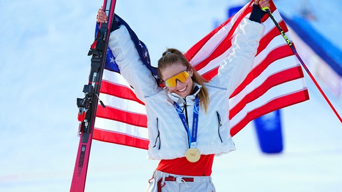 Shiffrin publica los mensajes abusivos recibidos por sus críticas a la situación de EEUU