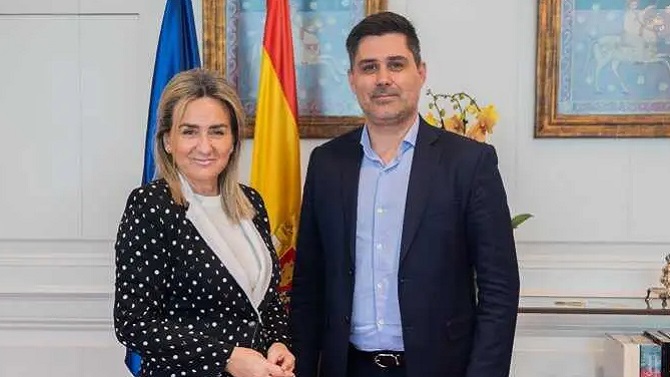 La ministra Tolón aborda con Aganzo la protección de los derechos de los deportistas