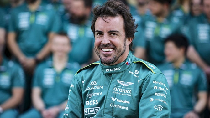 Alonso retrasa al viernes su llegada a Suzuka por 