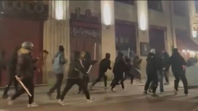 Más de 20 personas identificadas por la pelea entre aficionados de Celta y Lyon