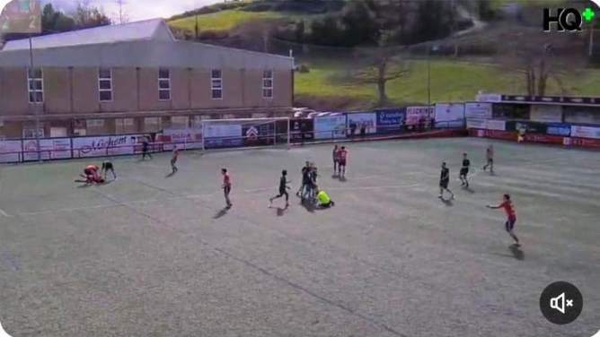 El club San Luis justifica la agresión de un jugador a un árbitro y la RFEF lo condena