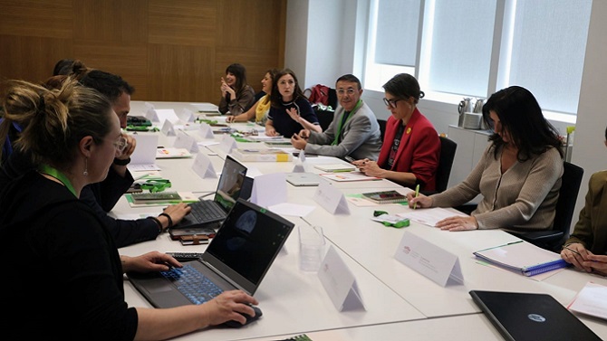 El Consejo para la Igualdad idea un plan para que ser madre no aparte a las deportistas