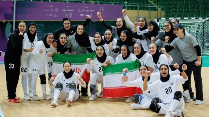 Deportistas iraníes piden a la presidenta del COI actuar contra el Comité Olímpico de Irán