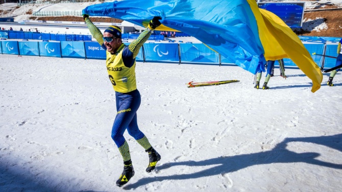 El CPI prohíbe a Ucrania llevar un uniforme en los Juegos Paralímpicos con el mapa del país