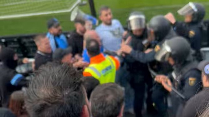 Disciplina abre expediente por el altercado entre las aficiones del Getafe y el Betis