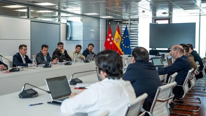 Louzán analiza el crecimiento de la Primera RFEF esta temporada junto a sus clubes