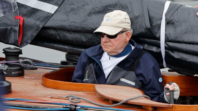 Juan Carlos I prevé participar a mediados de mes en la primera regata del año en Sanxenxo