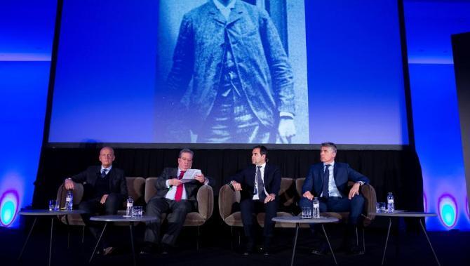 Velasco Carballo, Collina y Rosetti, durante la conferencia (Enric Fontcuberta - Enric Fontcuberta / EFE)