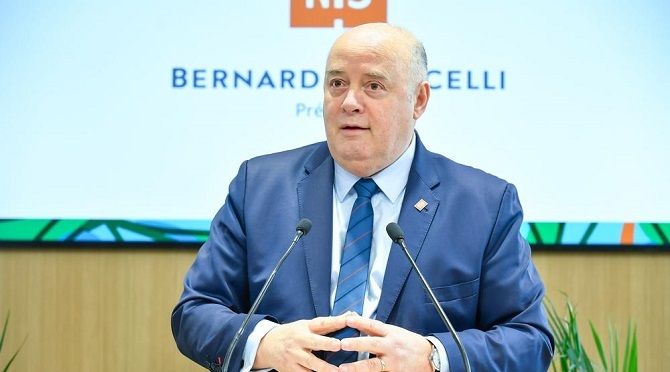 F: Federaci&oacute;n Francesa de Tenis