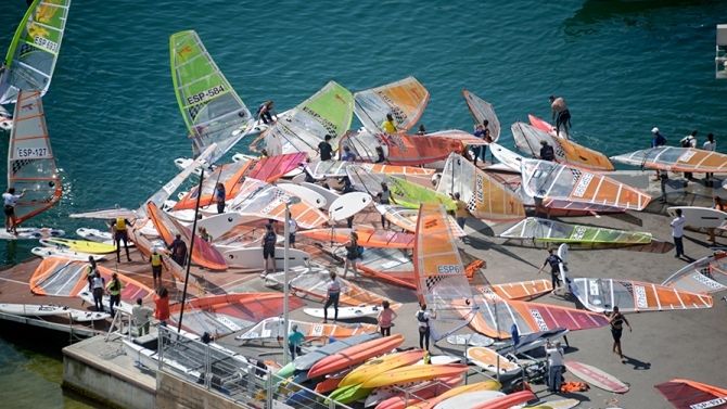 Foto Alfred Farré: Esta imagen de embotellamiento en las rampas será imposible de ver, al menos, durante los próximos meses. Foto Alfred Farré: Esta imagen de embotellamiento en las rampas será imposible de ver, al menos, durante los próximos meses.