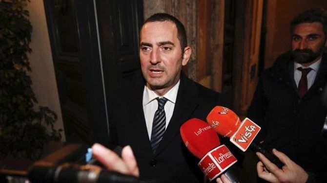 F: Primera Edici&oacute;n