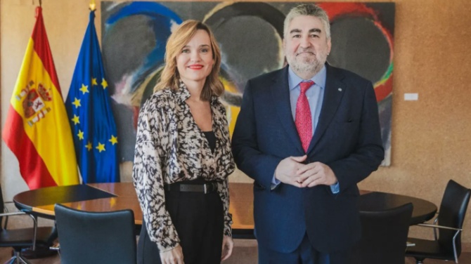 La ministra Alegr&iacute;a y el presidente del CSD, Uribes F. CSD