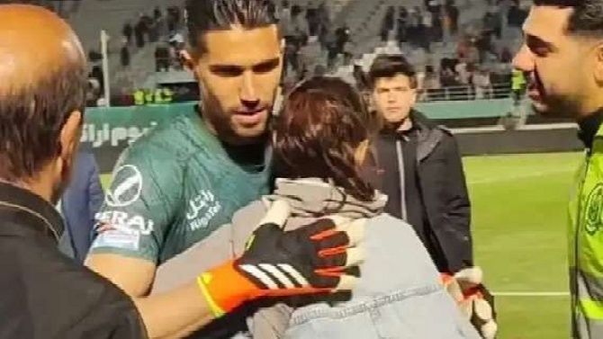 Hossein Hosseini, portero del club de f&uacute;tbol Esteghlal de Ir&aacute;n. Foto: Redes Sociales