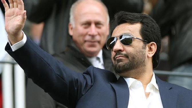 La Audiencia ordena que se emita orden de busca y captura contra el jeque del Málaga