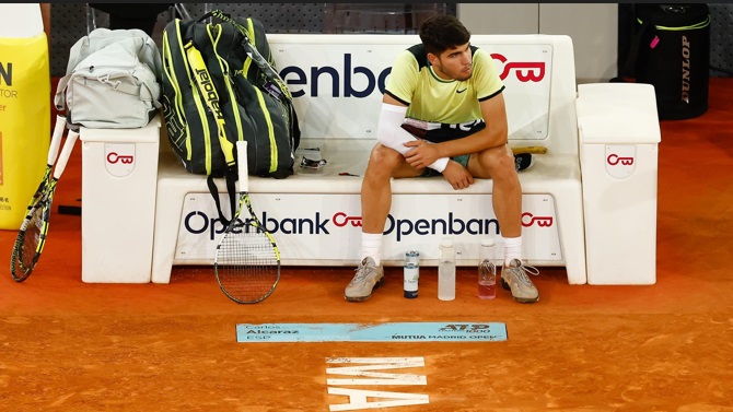 Carlos Alcaraz se da de baja también del Mutua Madrid Open