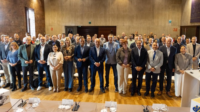 Las fundaciones del CD Tenerife y la UD Las Palmas unen fuerzas en el Proyecto Ganar