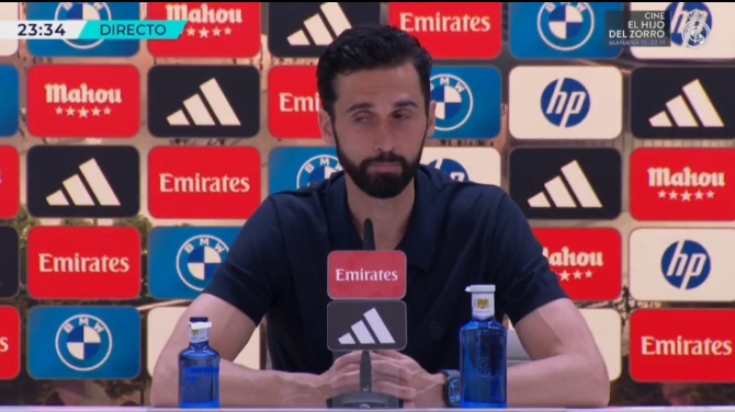 Arbeloa, molesto por el arbitraje en la acción sobre Mbappé:
