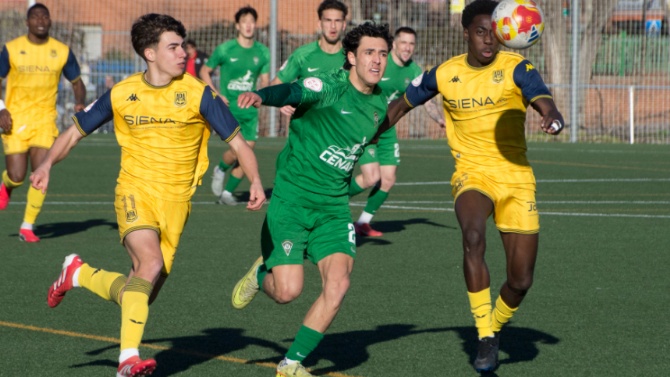 El Villaverde pide a la RFEF dividir el Grupo VII de 3° Federación en dos grupos de 16 equipos