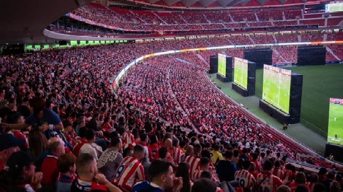 Desolación en el Metropolitano tras ver escapar un nuevo título en los penaltis
