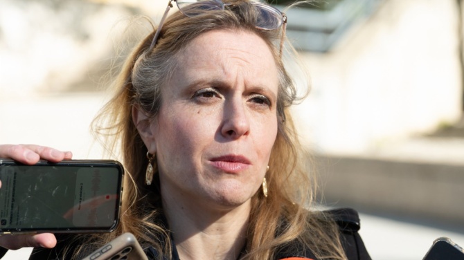 Piden a la UEFA que retire la sanción a un equipo serbio por exhibir un mosaico cristiano