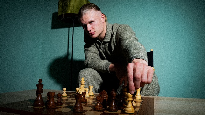 Haaland o Zubimendi... El ajedrez les da herramientas para decisiones en el campo