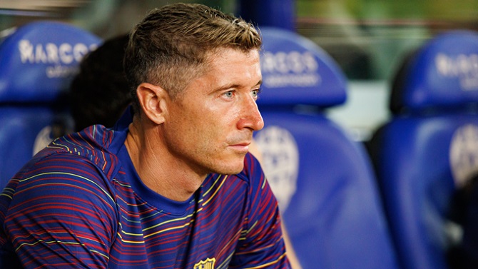 Lewandowski se ofrece al Milan como agente libre este verano, según La Gazzetta dello Sport