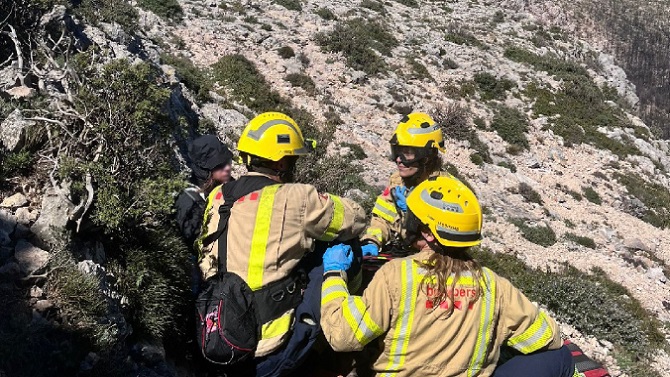 Herido crítico un escalador al caer desde unos 20 metros en la zona de los Estrets d'Arnes
