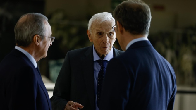 Fallece José Emilio Santamaría, exjugador del Real Madrid y exseleccionador de España