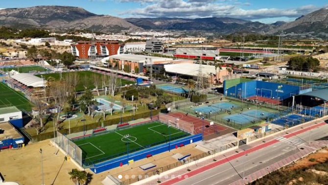 Responsables de LALIGA, CEOE y comunidades analizarán deporte y turismo en La Nucía