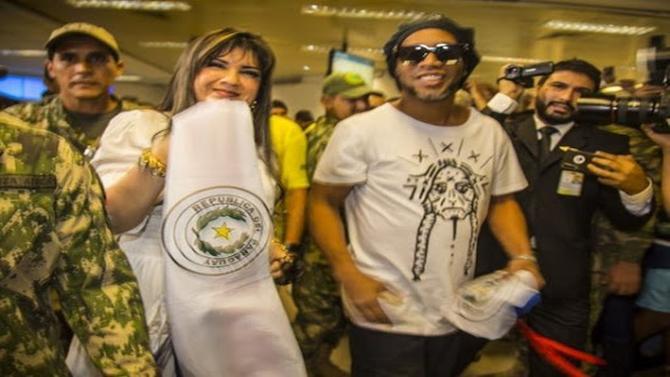 Prisión preventiva para la acusada de falsificar el pasaporte de Ronaldinho en Paraguay