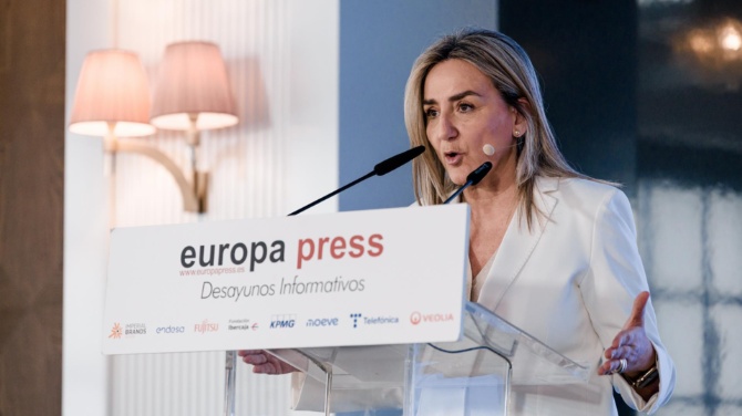 La ministra Tolón empieza a darse cuenta de que se equivocaron con los deportistas trans