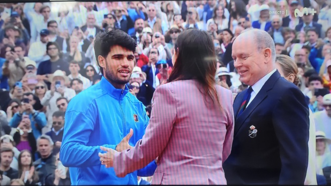 Alcaraz no esperaba el nivel mostrado por Sinner en tierra batida en la final de Montecarlo