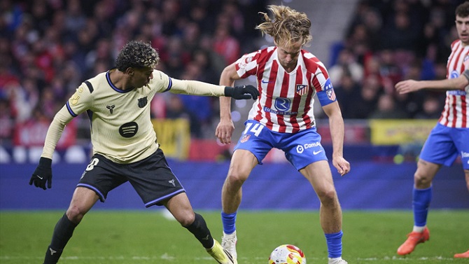 Lamine Yamal, Fermín, Giuliano Simeone y Llorente, apercibidos en el Barça-Atlético