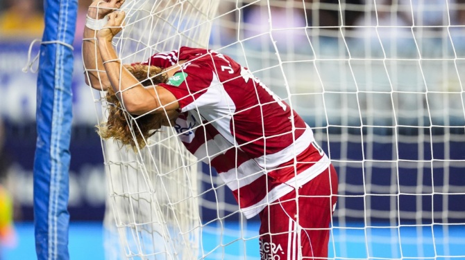 Jorge Pascual, delantero del Granada, expulsado por llamar 