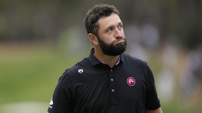 Jon Rahm sufre su peor día en el Masters de Augusta y Sergio García empieza al par