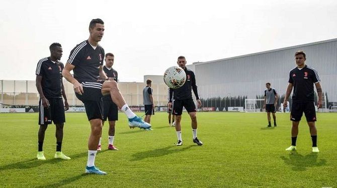 F: Juventus F: Juventus