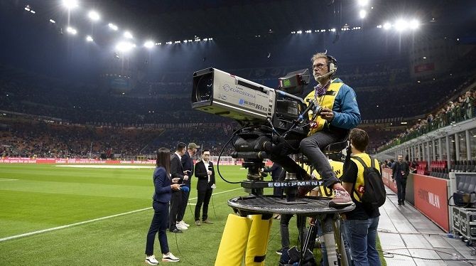 F: The AC Milan Offside