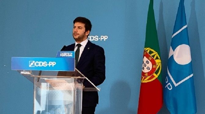 F: @francisco__rs (Twitter) F: @francisco__rs (Twitter)