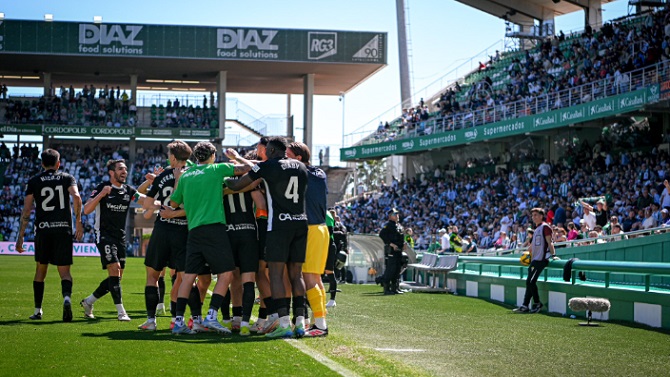 F: Elche Club de Fútbol F: Elche Club de Fútbol