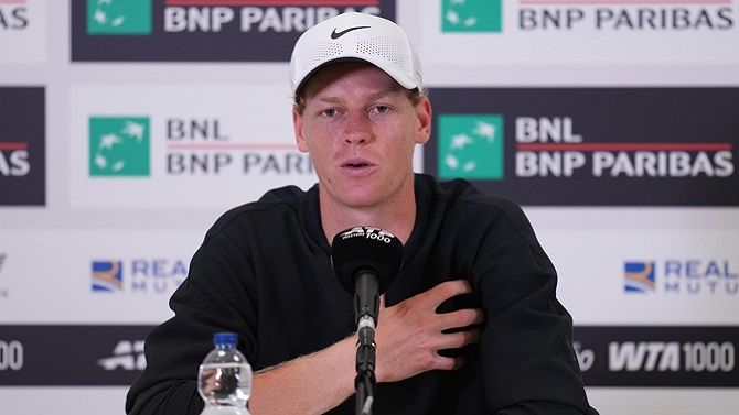 Sinner comparte el malestar general de compañeros y compañeras de la ATP y la WTA