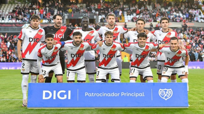 El Rayo Vallecano, el milagro de un club atípico y en ebullición permanente