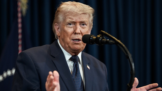 Trump: El PGA debería readmitir a los golfistas de LIV para ver a Rahm contra Scheffler