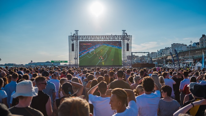 La Federación Española de Fútbol instalará pantallas gigantes en Colón durante el Mundial