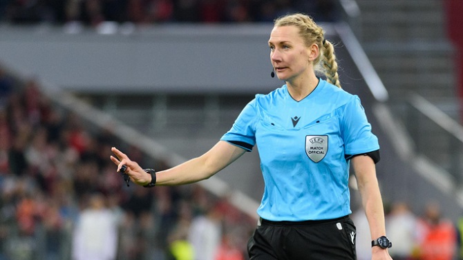 La sueca Tess Olofsson pitará la final de la Champions Femenina entre el Barcelona y el Olympique de Lyon